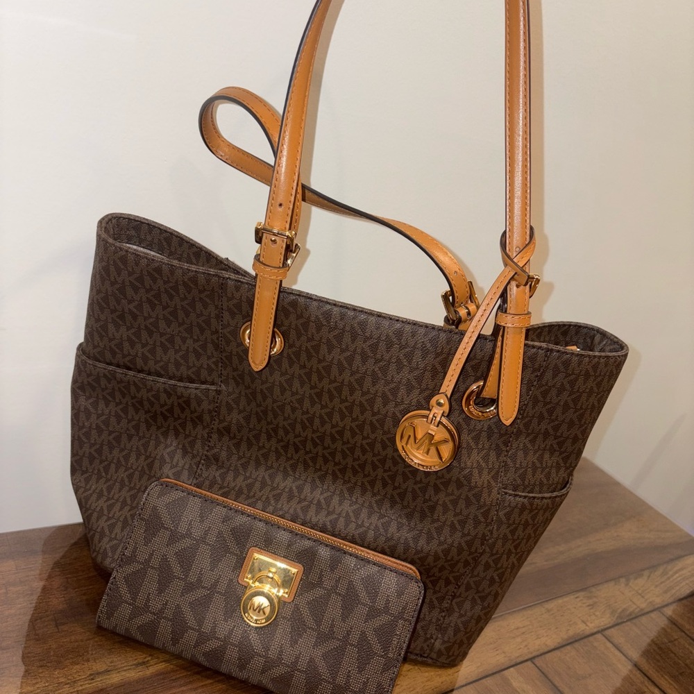 Michael Kors Dark Brown Tote with Tan Accents comes with wallet